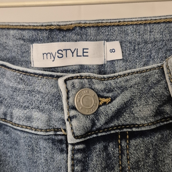 Classic Blue Women's Jeans Flair Leg - Picture 2 of 5